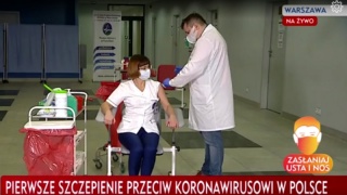 Pierwsza osoba w Polsce przyjęła szczepionkę przeciw koronawirusowi