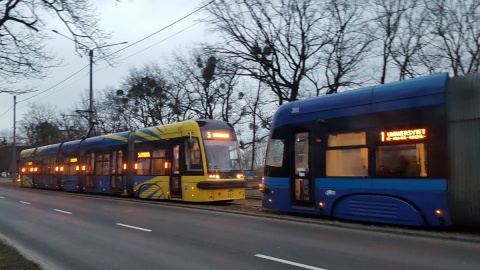 Wypadek na Szosie Lubickiej w Toruniu. Nie kursują tramwaje nr 1 i 5