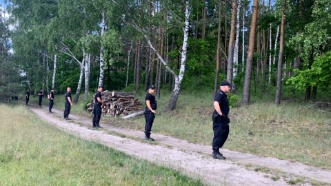 Służby i setki ludzi szukają zaginionego Piotra. Siostra 16-latka prosi o pomoc