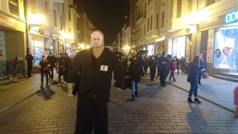 Protest kobiet w Toruniu. Policja legitymowała uczestników [wideo]