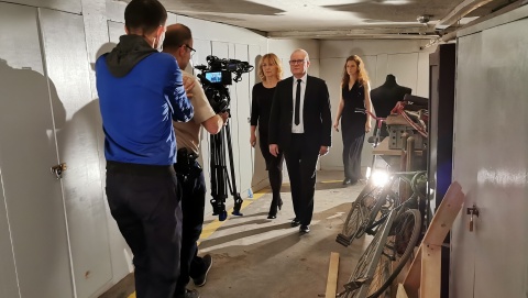 100-lecie polskiego teatru w Toruniu. Na początek wideo spektakl