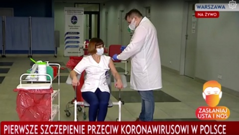 Pierwsza osoba w Polsce przyjęła szczepionkę przeciw koronawirusowi