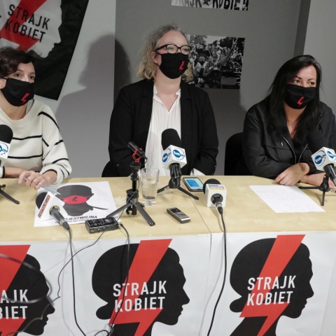 Warszawski Strajk Kobiet: protesty będą trwały do czasu ustąpienia rządu