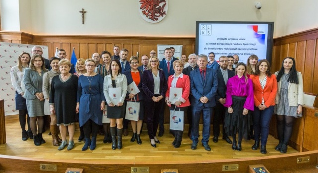 W grupie siła Za unijne pieniądze garnki lepią, gotują, aktywizują