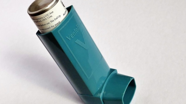 Astmatycy wcale nie muszą przegrać z koronawirusem. Chorują lżej, dzięki lekom