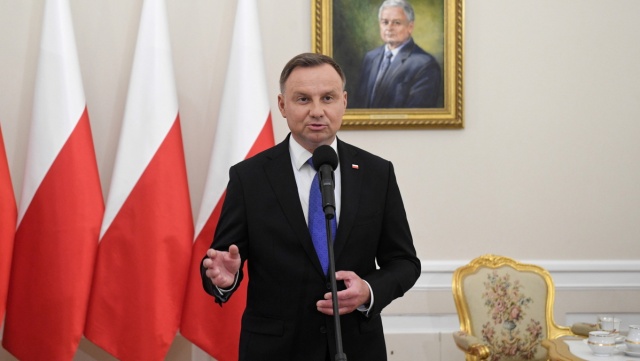 PKW wyniki nieoficjalne: wygrywa Andrzej Duda