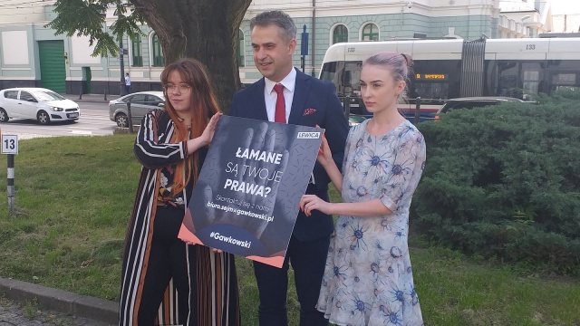 Lewica chce pomagać ofiarom przemocy. Akcja ma trwać pięć miesięcy