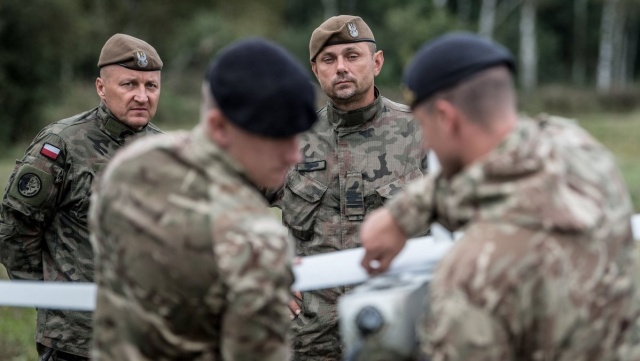 Uczą się pokonywać słabości. Łódzcy terytorialsi szkolą się na poligonie w Toruniu