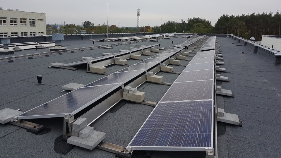 W ciągu roku działania programu Energia Plus na zamontowanie instalacji fotowoltaicznych zdecydowało się 75 tysięcy gospodarstw domowych w Polsce. Fot. Archiwum