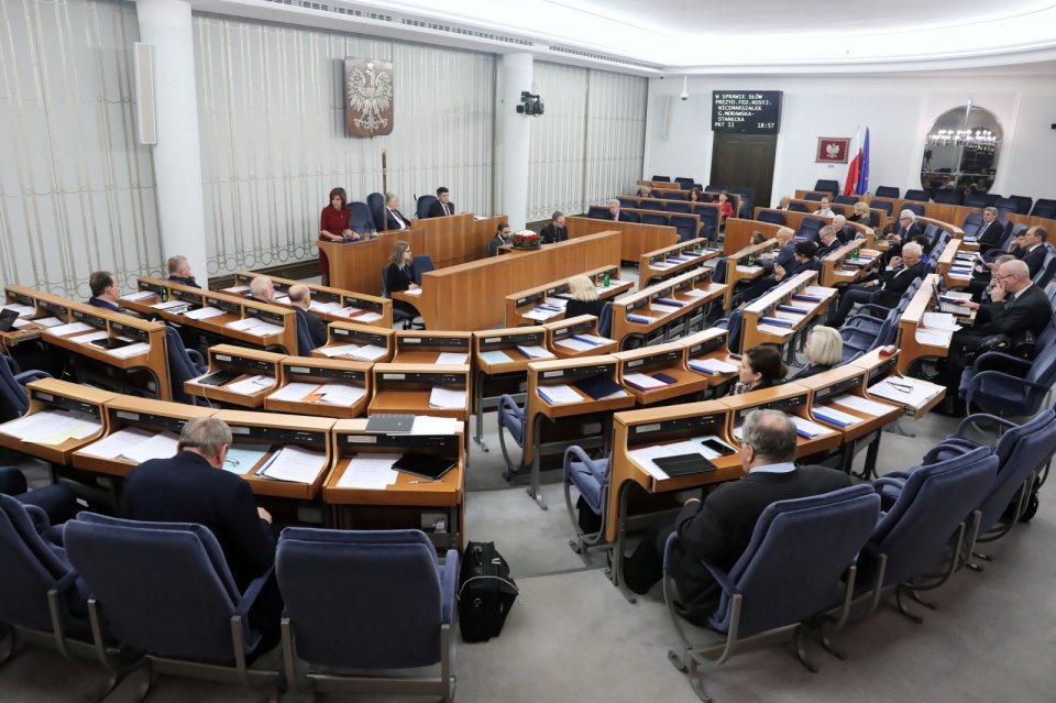 Senat w piątek po południu odrzucił w całości nowelizację ustaw sądowych. Fot. PAP/Tomasz Gzell