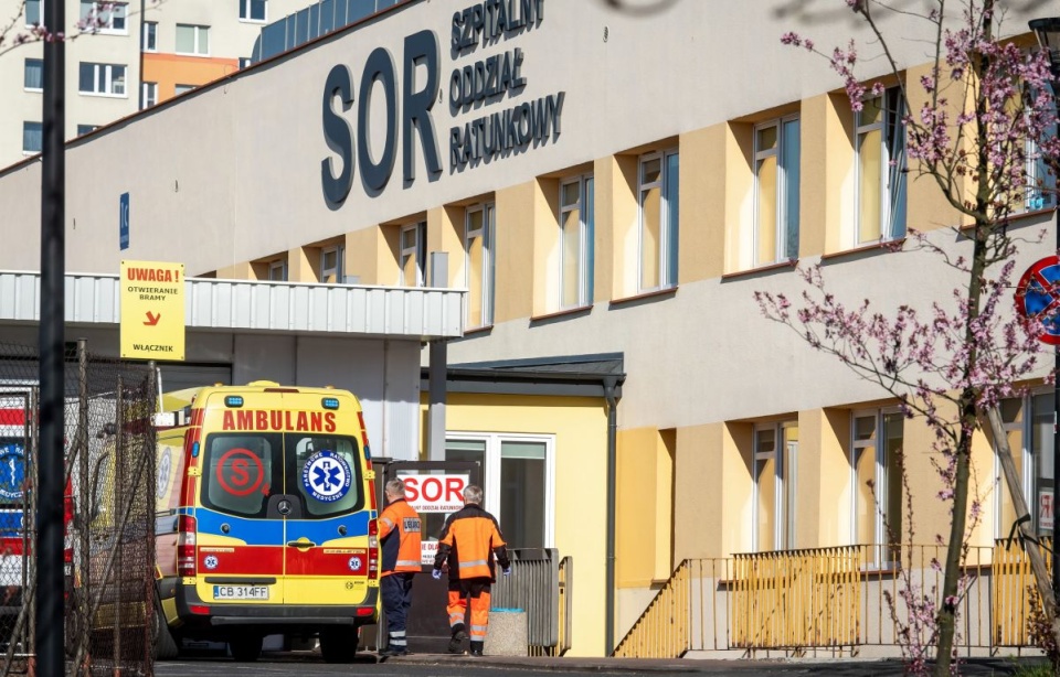 Szpital im. Biziela w Bydgoszczy, w którym stwierdzono zakażenia koronawirusem u personelu medycznego/fot. Tytus Żmijewski, PAP