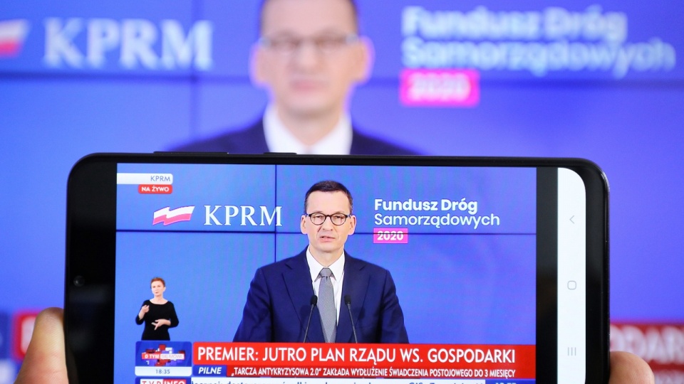 Premier Morawiecki podczas konferencji prasowej. Fot. PAP/Paweł Supernak