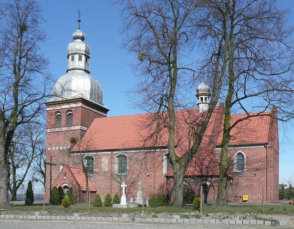 Parafia pw. św. Marcina w Żninie/fot. Przemysław Jahr, Wikipedia