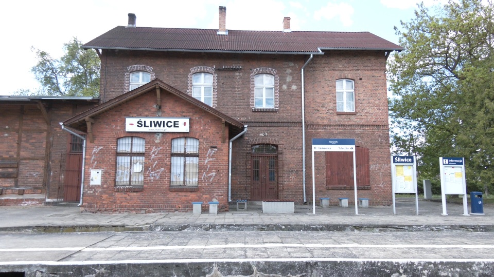 W czerwcu wreszcie do Śliwic dojedziemy pociągiem. Komunikację zatrzymała pandemia. Fot. Janusz Wiertel
