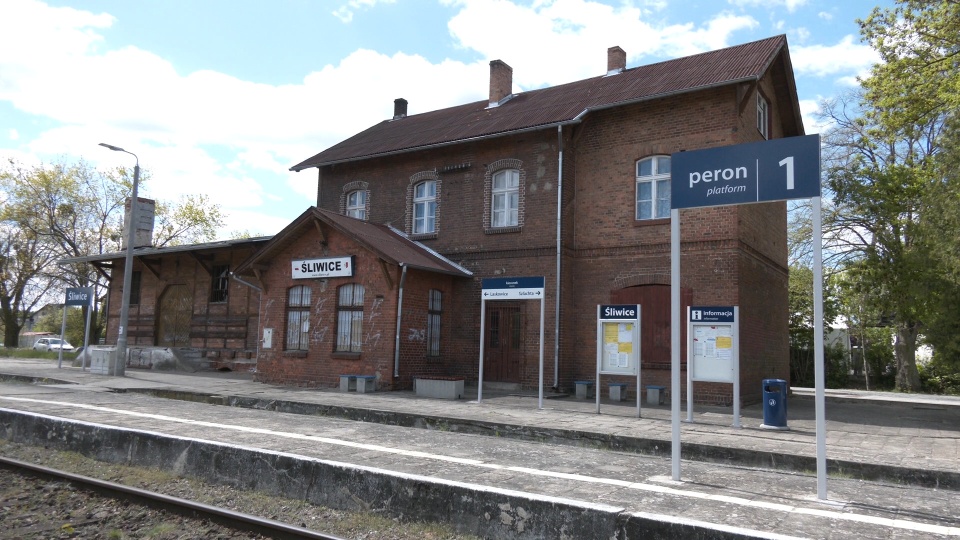 W czerwcu wreszcie do Śliwic dojedziemy pociągiem. Komunikację zatrzymała pandemia. Fot. Janusz Wiertel