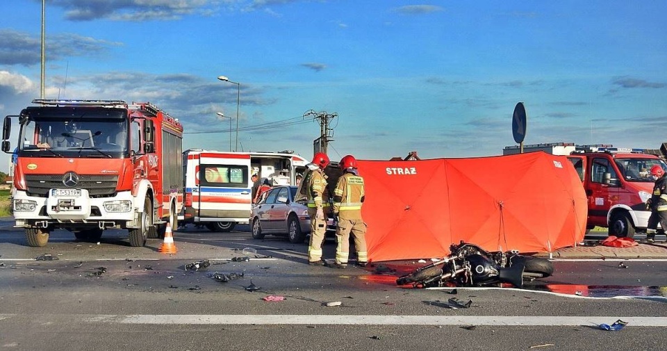 Zgłoszenie o wypadku na nakielskiej obwodnicy Nakła dyżurny policji otrzymał przed godz. 19.00/fot. materiały policji