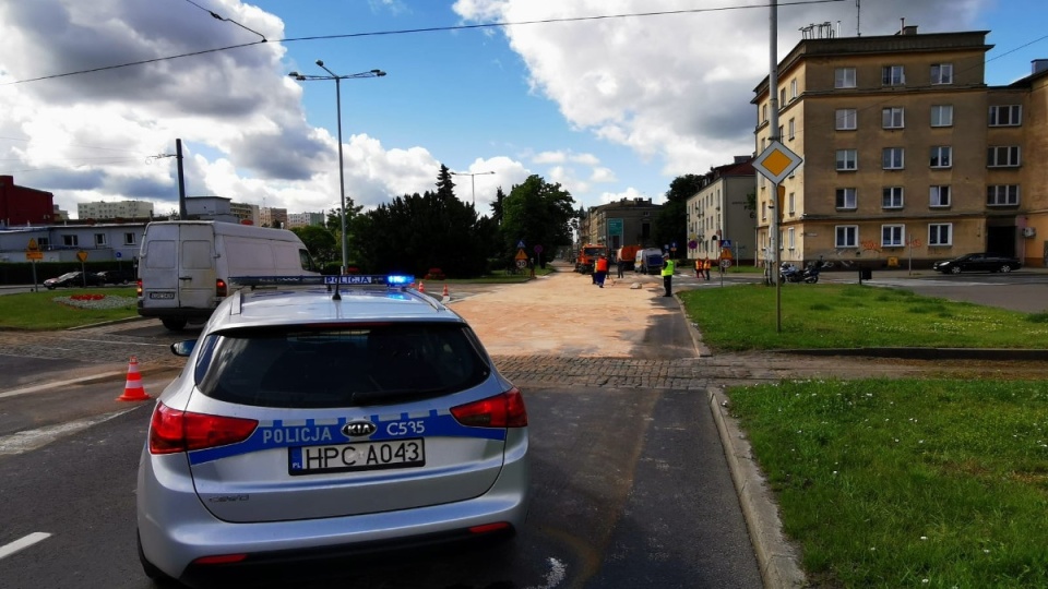 Ukradł paliwo i akumulatory, stworzył zagrożenie na drodze. Fot. Policja