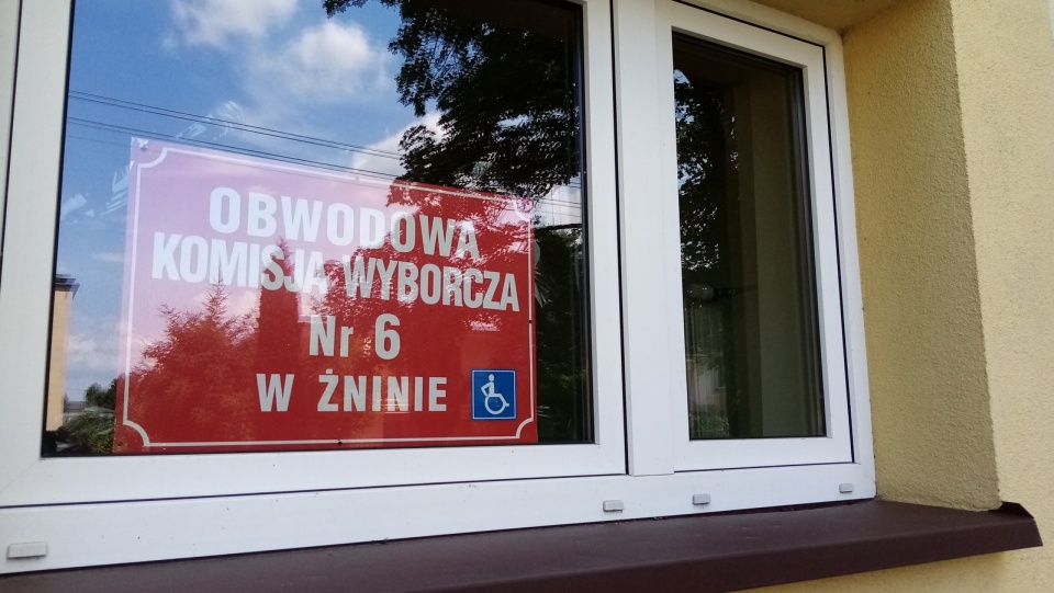 PKW podała dane z 1635 na 1653 obwodów głosowania w województwie. Fot. Tomasz Gronet