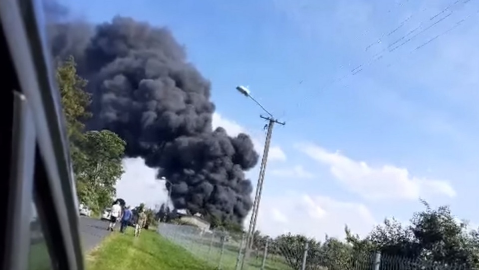 Gęste zadymienie było widoczne w okolicy czterech miejscowości/fot. Bydgoszcz 998