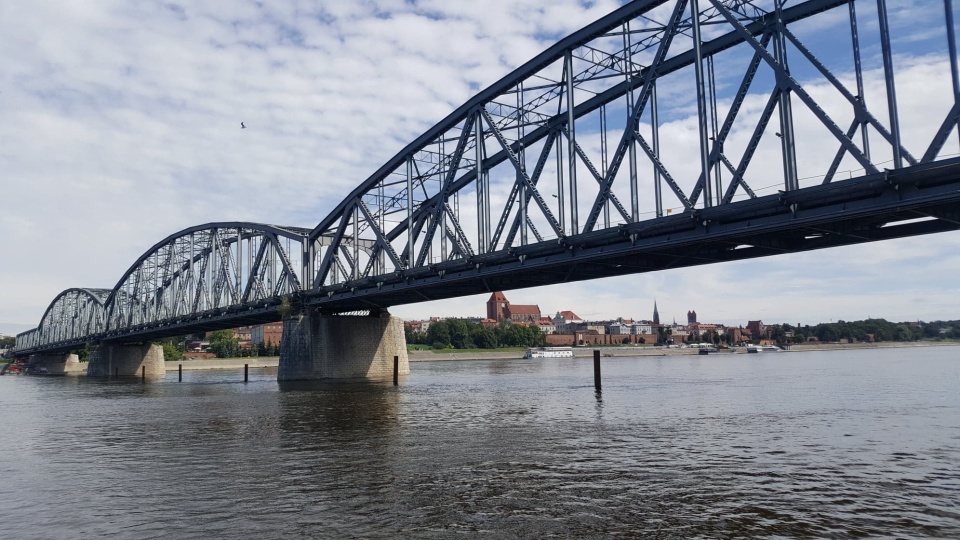 Trwa modernizacja i rozbudowa mostu im. marszałka Piłsudskiego w Toruniu/fot. Katarzyna Prętkowska