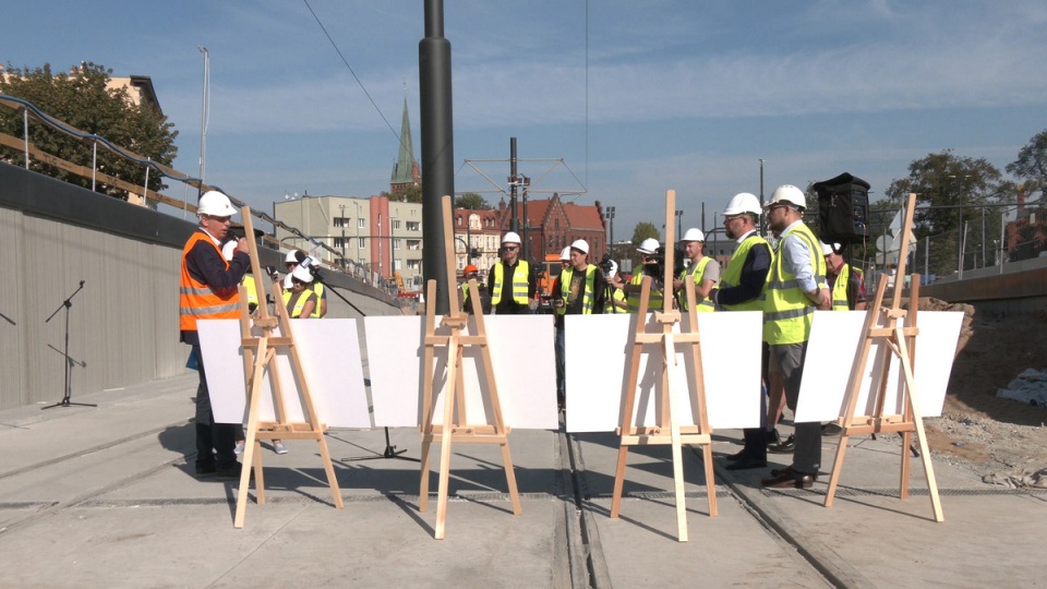 Konferencja dotycząca kursowania tramwajów na ul. Kujawskiej w Bydgoszczy/fot. Janusz Wiertel