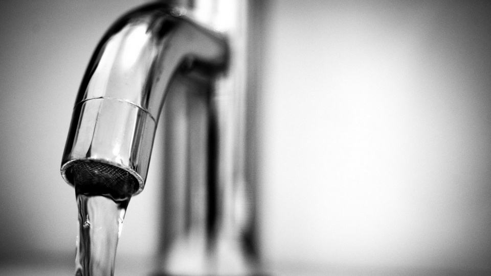 Przerwa w dostawie nastąpi w związku z wystąpieniem awarii na magistrali wody surowej Ujęcia Wody Zazamcze/fot. Pixabay