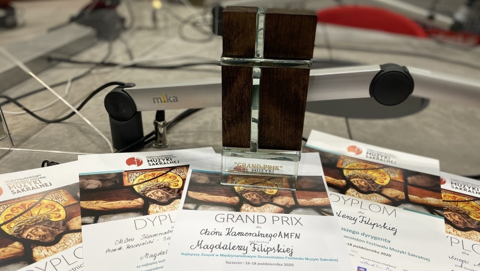 Nagrody dla Chóru Kameralnego Akademii Muzycznej w Bydgoszczy. Fot. Magda Jasińska
