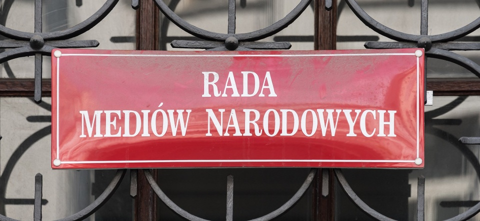 Rada Mediów Narodowych opublikowała komunikat w sprawie naboru kandydatur na członków rad programowych/fot. Adrian Grycuk, Wikipedia