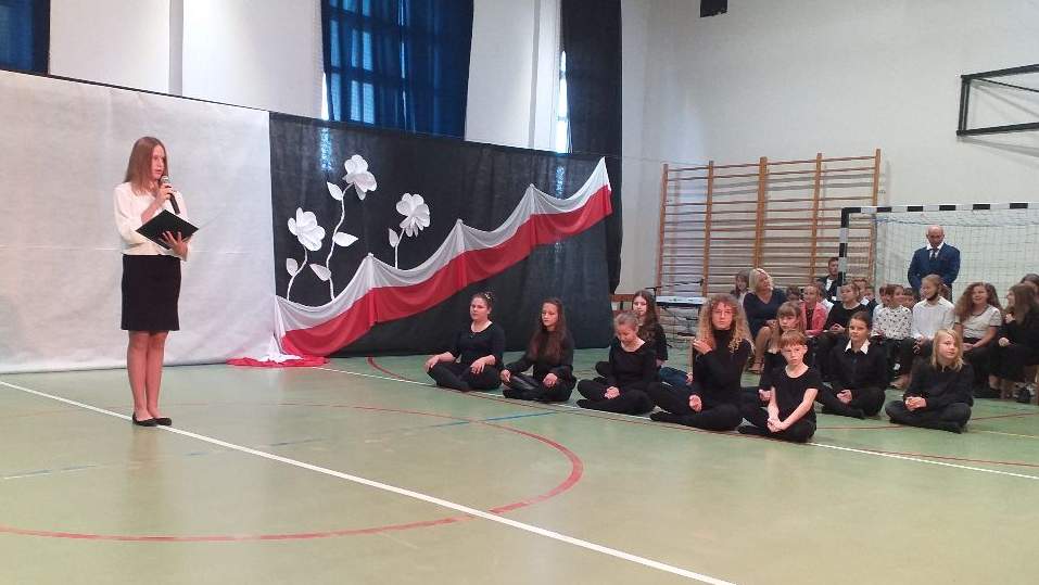 Rozpoczyna się nowy rok szkolny, kolejny pod znakiem pandemii. Polskie Radio PiK odwiedziło szkołę podstawową w Kruszynie. Fot. Jolanta Fischer