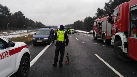 Wypadek na S-10, jedna osoba nie żyje, cztery ranne/fot. materiały policji