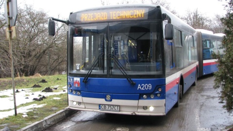Autobusy komunikacji miejskiej pod lupą Inspekcji Transportu Drogowego. Fot. Tatiana Adonis