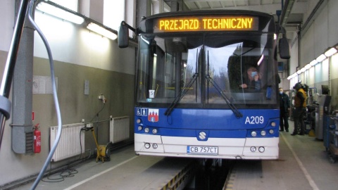 Autobusy komunikacji miejskiej pod lupą Inspekcji Transportu Drogowego. Fot. Tatiana Adonis