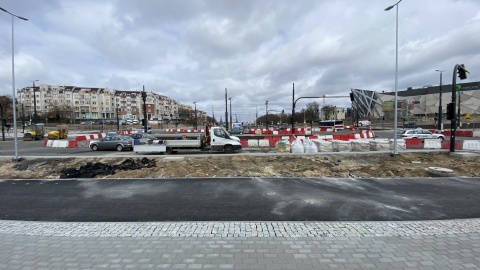 W środę (7 kwietnia) późnym popołudniem udostępnione do ruchu zostaną kolejne przebudowane odcinki jezdni ulic L. Solskiego (w kierunku ronda Kujawskiego) oraz Kujawskiej (w stronę ronda Inowrocławskiego). Fot. Tomasz Kaźmierski