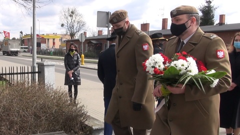 Uroczystości w Szubinie z okazji 81 rocznicy zbrodni w Katyniu (jw)