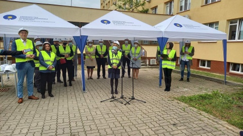 Rozpoczyna się rozbudowa Szpitala im dr. Biziela w Bydgoszczy. W czwartek uroczyście wbito pierwszą łopatę. Fot. Agata Raczek