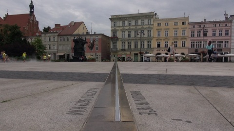 Bydgoski Stary Rynek po przebudowie płyty. Fot. Janusz Wiertel/arch. PR PiK