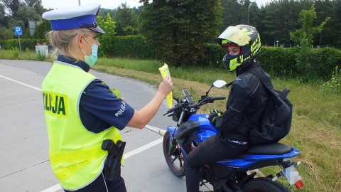 25 lipca jest dniem Świętego Krzysztofa - patrona kierowców. Tego dnia obchodzony jest również Ogólnopolski Dzień Bezpiecznego Kierowcy. Fot. Policja