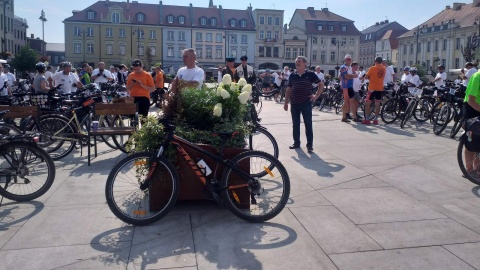 Rowerzyści startowali ze Starego Rynku w Bydgoszczy. Fot. Jolanta Fischer