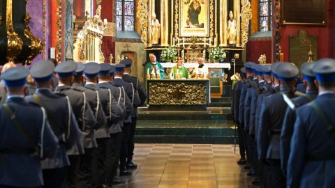 Wojewódzkie obchody Święta Policji w Kujawsko-Pomorskiem odbyły się, z uwagi na pandemię w kameralnym gronie, w Bydgoszczy. Fot. Policja