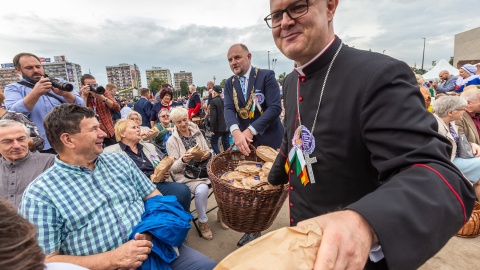 To drugi dzień wojewódzko-diecezjalnych dożynek w Toruniu. Fot. Szymon Zdziebło