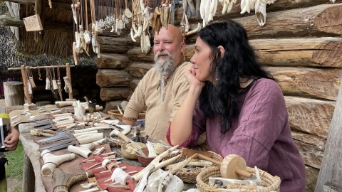 „Powrót do przeszłości” – to hasło przyświeca XXVI edycji Festynu Archeologicznego, który od lat organizowany jest w Muzeum Archeologicznym w Biskupinie./fot. Tomasz Kaźmierski