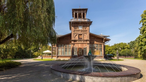 Ciechocińska warzelnia soli to miejsce, w którym wciąż wytwarza się sól spożywczą tak, jak 180 lat temu. Fot. Szymon Zdziebło dla UMWKP