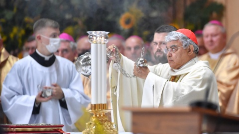 Papież włączył do grona błogosławionych kard. Stefana Wyszyńskiego i Matkę Elżbietę Czacką. Fot. PAP/Radek Pietruszka