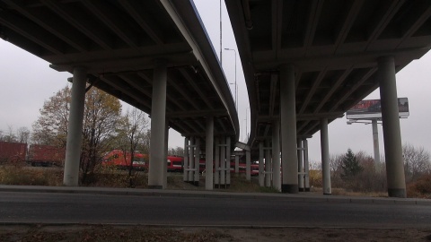 Wiadukty warszawskie. ZDMiKP przygotował już wstępny harmonogram dalszych działań w zakresie rozbiórki i budowy nowych wiaduktów. Przewidziano, że nowe obiekty powstaną w latach 2026-2029 (jw)