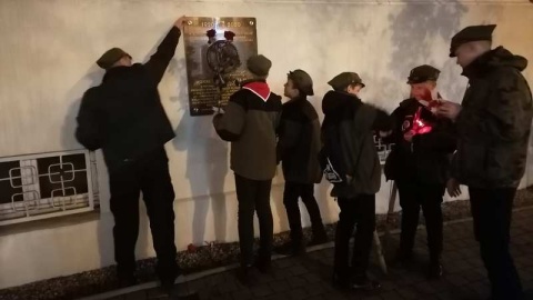 Harcerze przygotowali bydgoskie miejsca pamięci na obchody Święta Niepodległości./fot. Monika Siwak