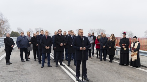 Sam obiekt oraz drogi dojazdowe zostały wykonane tak, by w przyszłości mogły stanowić część obwodnicy Kruszwicy w ciągu drogi krajowej nr 62. Fot. KPUW