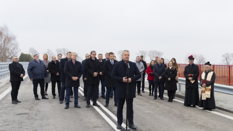 Sam obiekt oraz drogi dojazdowe zostały wykonane tak, by w przyszłości mogły stanowić część obwodnicy Kruszwicy w ciągu drogi krajowej nr 62. Fot. KPUW