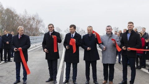 Sam obiekt oraz drogi dojazdowe zostały wykonane tak, by w przyszłości mogły stanowić część obwodnicy Kruszwicy w ciągu drogi krajowej nr 62. Fot. KPUW