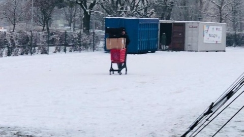 W niedzielę 12 grudnia pod bydgoską bazyliką odbędzie się „Niehandlowa Niedziela", czyli bezpieniężna wymiana rzeczy wszelakich./fot. Daria Zakrzewska