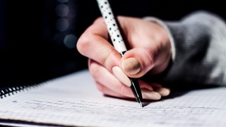 Trzeba dużo czytać i pisać, a ortografia sama wchodzi! Artusowe Dyktando w Toruniu
